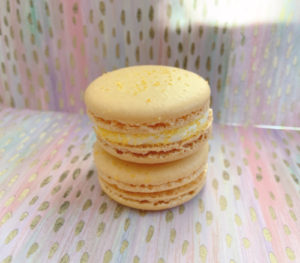 Long Island Macarons. Cake pops, cakesicles